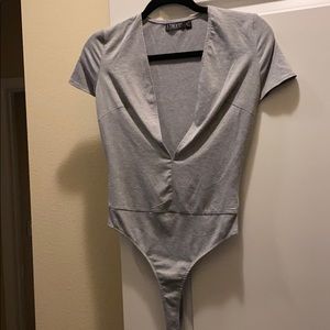 Grey top